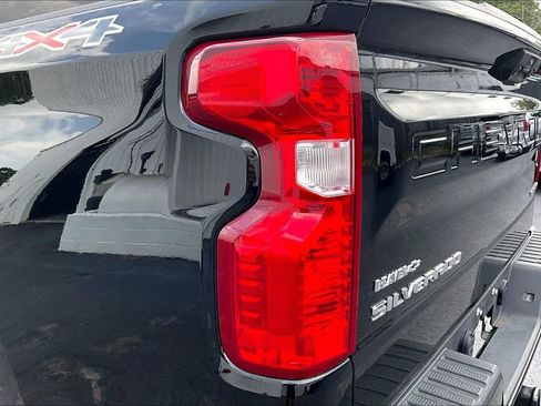 Used 2025 Chevrolet Silverado 1500 Custom AWD/4WD image 22