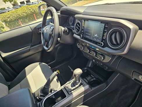 Used 2023 Toyota Tacoma TRD Off-Road AWD/4WD image 11
