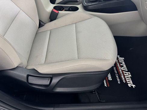 Used 2025 Kia Soul LX image 29