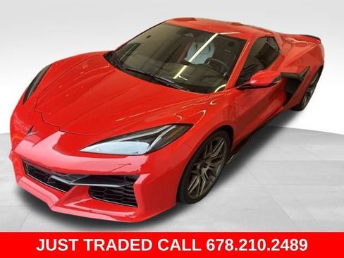 Used 2025 Chevrolet Corvette Z06 RWD image 1