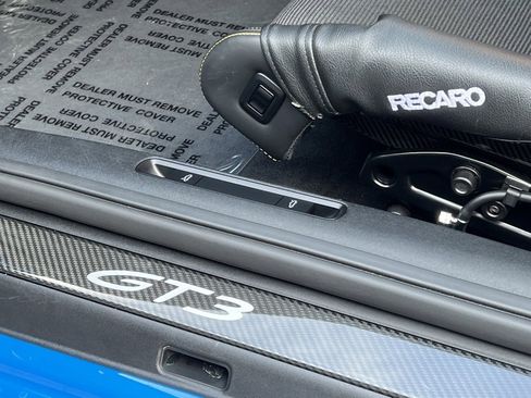 Used 2022 Porsche 911 GT3 image 36