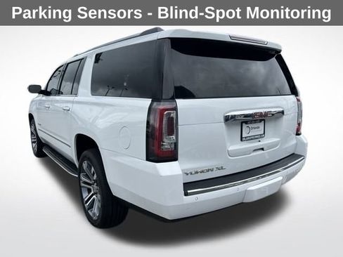 Used 2020 GMC Yukon XL Denali image 6