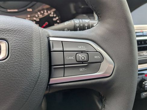 New 2026 Jeep Compass Latitude AWD/4WD image 16