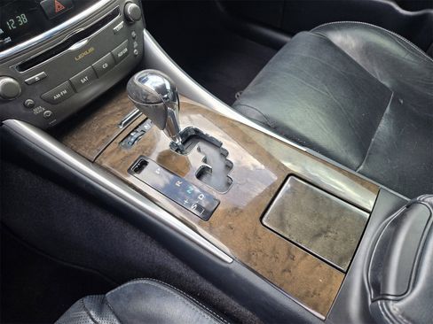 Used 2012 Lexus IS 250 image 17