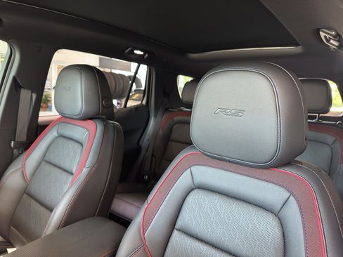 New 2026 Chevrolet Equinox RS w/ Convenience Package III image 4