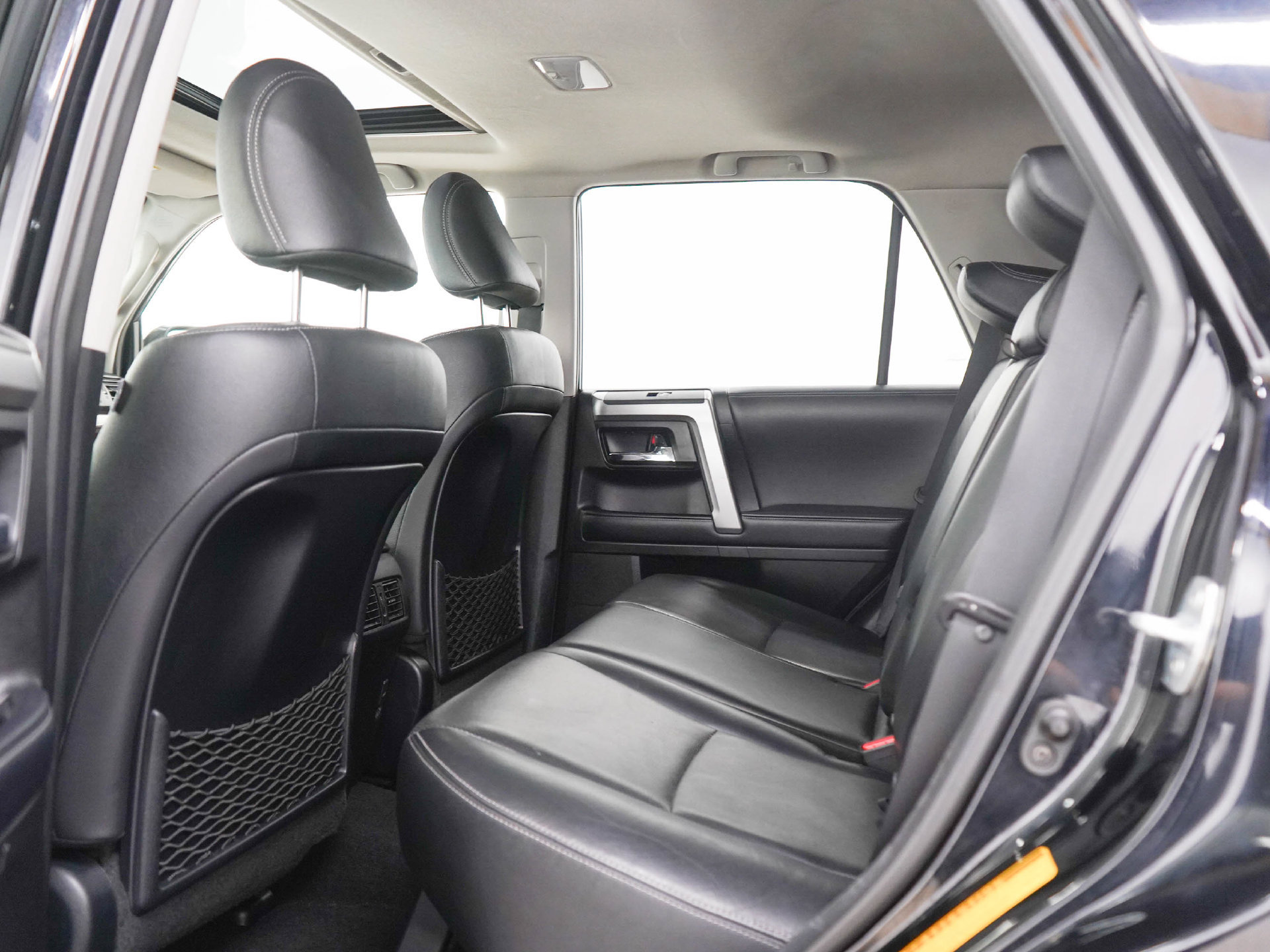 Used 2019 Toyota 4Runner Limited AWD/4WD image 17