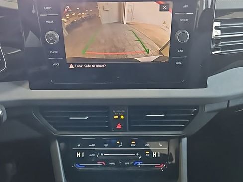 New 2026 Volkswagen Jetta SE FWD image 31