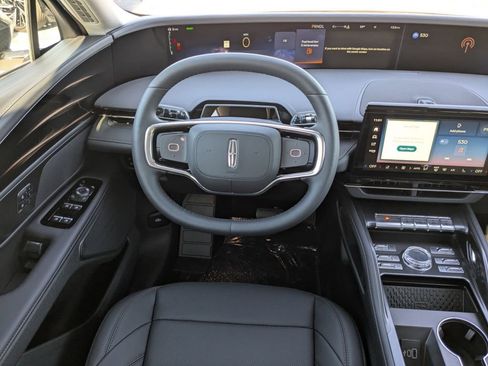 New 2026 Lincoln Nautilus Premier w/ Jet Appearance Package AWD/4WD image 17