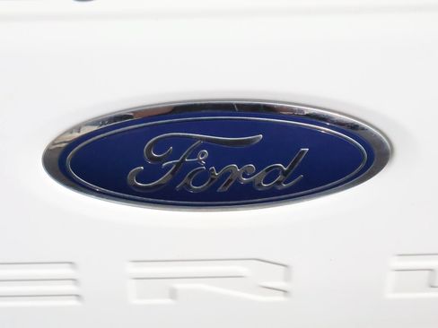 Used 2024 Ford F350 XLT AWD/4WD image 6