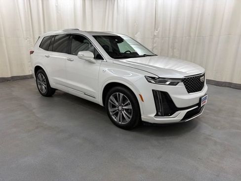 Used 2024 Cadillac XT6 Premium Luxury AWD/4WD image 1
