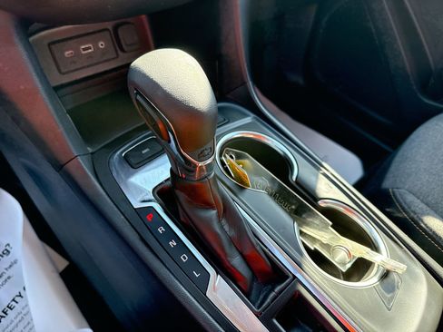 Used 2024 Chevrolet Equinox LT image 21