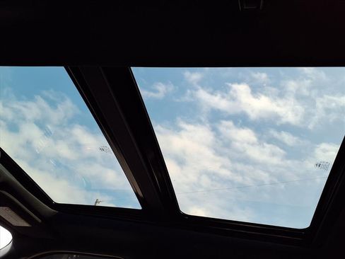 Used 2017 Ford F350 Platinum w/ Platinum Ultimate Package image 21