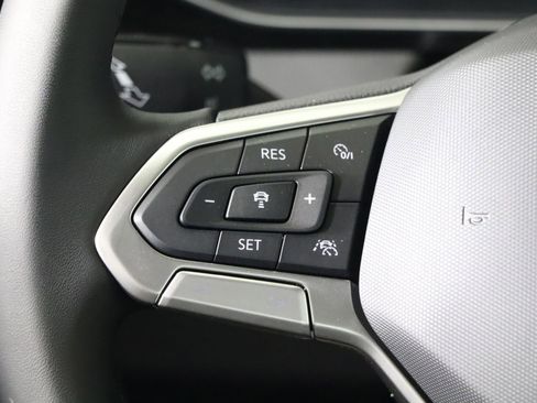 Used 2025 Volkswagen Jetta Sport image 33