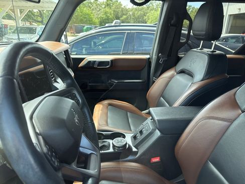 Used 2024 Ford Bronco Outer Banks w/ Sasquatch Package AWD/4WD image 7