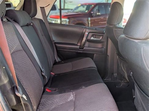 Used 2020 Toyota 4Runner TRD Off-Road Premium image 33