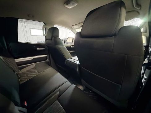 Used 2018 Toyota Tundra SR5 image 11