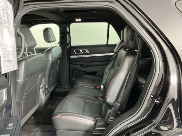 Used 2018 Ford Explorer Sport AWD/4WD image 28