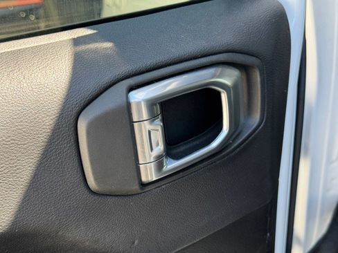 Used 2022 Jeep Wrangler Unlimited Rubicon w/ LED Lighting Group image 28