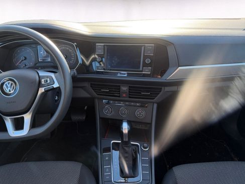 Used 2021 Volkswagen Jetta S image 35