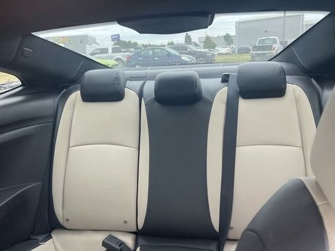 Used 2017 Honda Civic Touring image 15