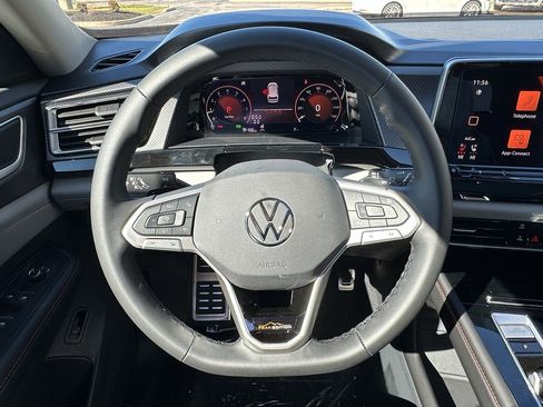 New 2026 Volkswagen Atlas Peak Edition AWD/4WD image 11