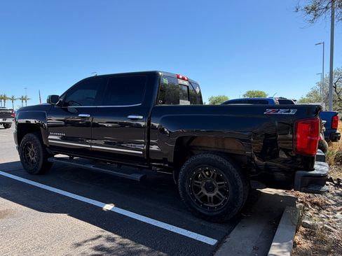 Used 2017 Chevrolet Silverado 1500 LTZ Z71 w/ LTZ Plus Package image 4