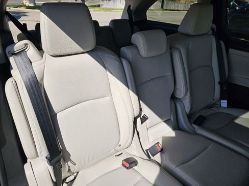 New 2026 Honda Odyssey EX-L image 23