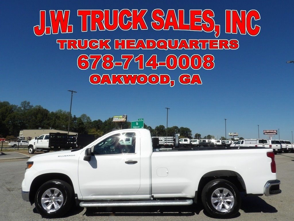 Used 2025 Chevrolet Silverado 1500 W/T RWD image 2