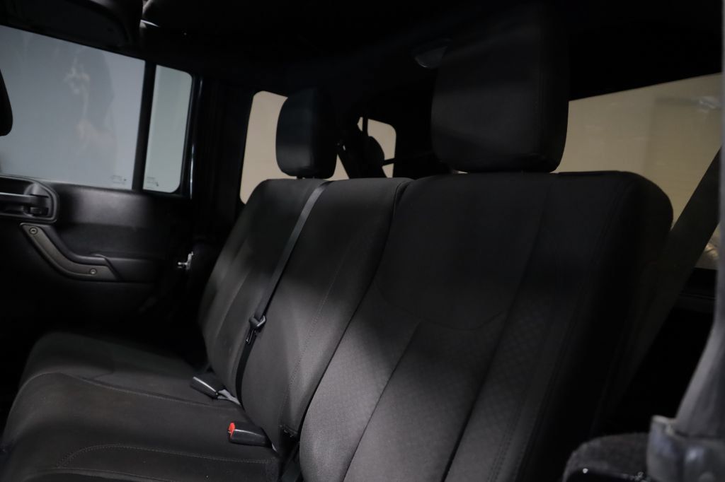 Used 2017 Jeep Wrangler Unlimited Sport w/ Quick Order Package 24S AWD/4WD image 18