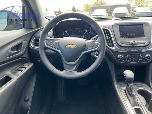 Used 2022 Chevrolet Equinox LT AWD/4WD image 28
