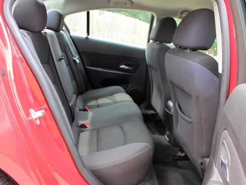 Used 2015 Chevrolet Cruze LT FWD image 32