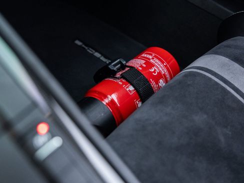 Certified 2018 Porsche 911 GT3 image 41