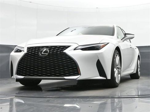 Used 2023 Lexus IS 300 w/ Comfort Package image 9