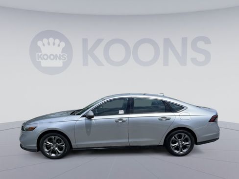 Used 2024 Honda Accord EX image 2