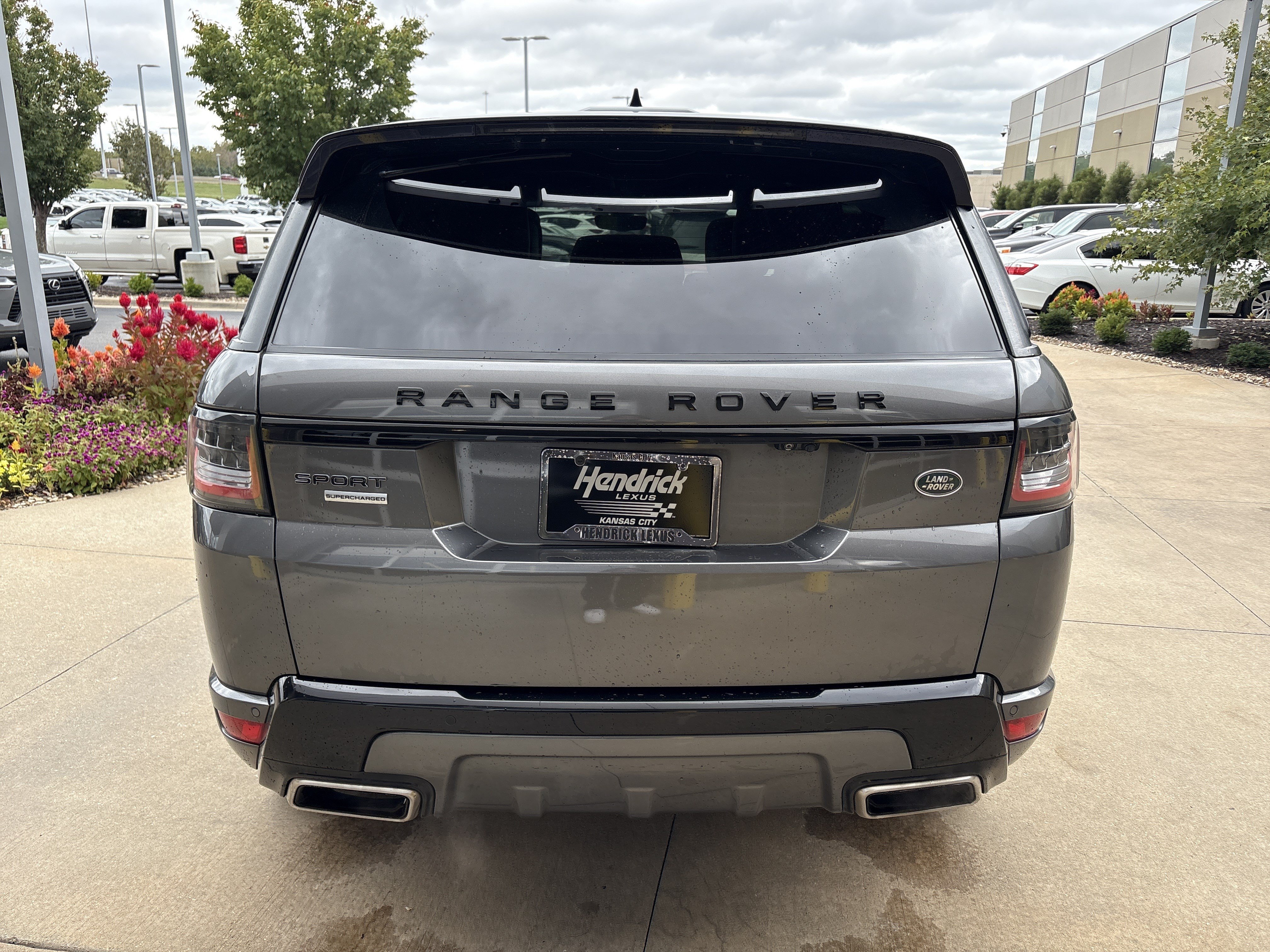 Used 2018 Land Rover Range Rover Sport Supercharged AWD/4WD image 27