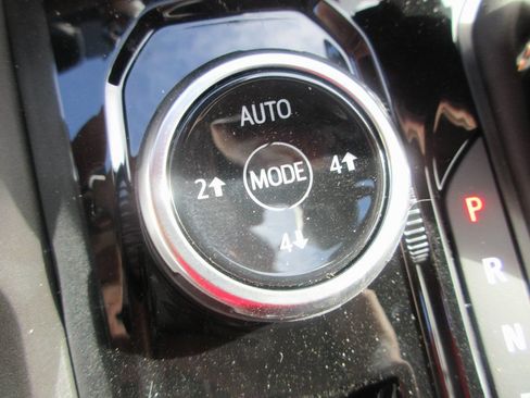 New 2026 GMC Canyon AT4 AWD/4WD image 19