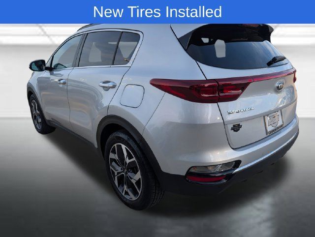 Used 2020 Kia Sportage EX w/ EX Technology Package FWD image 2