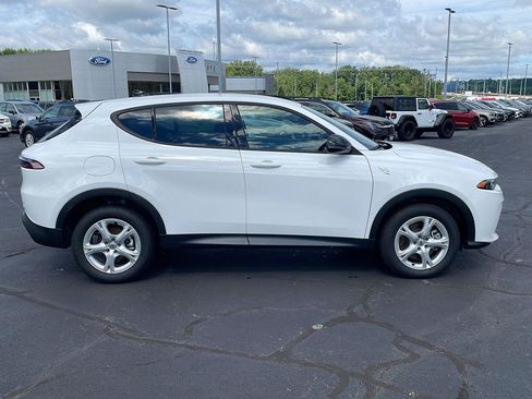 Used 2025 Dodge Hornet GT AWD/4WD image 6