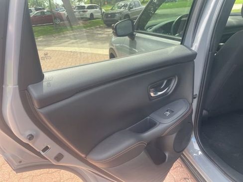 Used 2024 Honda HR-V Sport image 11