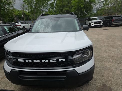 Used 2025 Ford Bronco Sport Outer Banks w/ Outer Banks Tech Package+ image 8