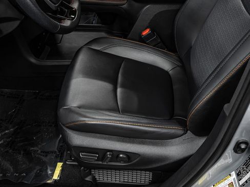 Used 2021 Toyota Sienna XSE image 38