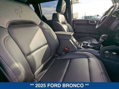 New 2025 Ford Bronco Badlands image 21