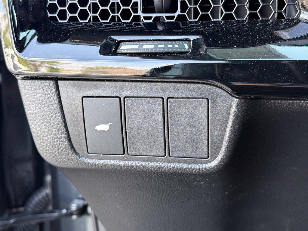 Certified 2026 Honda CR-V Sport Touring image 27