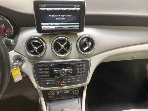 Used 2014 Mercedes-Benz CLA 250 CLA 250 image 16