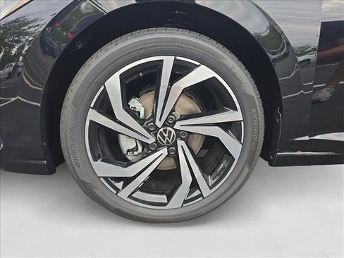 New 2025 Volkswagen Jetta SEL image 10