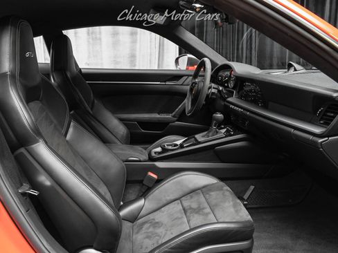Used 2022 Porsche 911 GT3 image 26