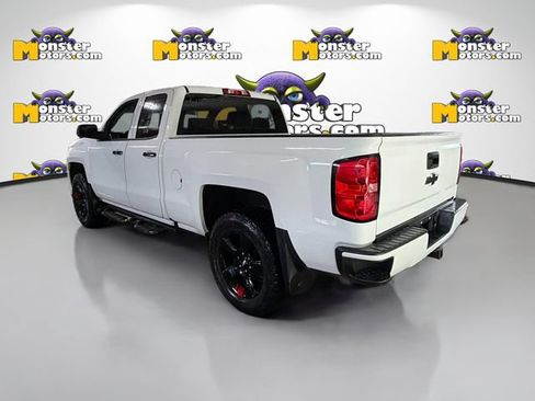 Used 2018 Chevrolet Silverado 1500 LT w/ Redline Edition AWD/4WD image 6