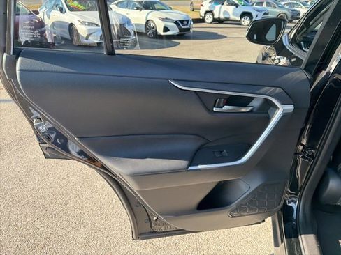 Used 2019 Toyota RAV4 XLE image 16
