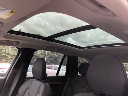 New 2025 Volvo XC90 T8 Plus w/ Protection Package Premier image 29