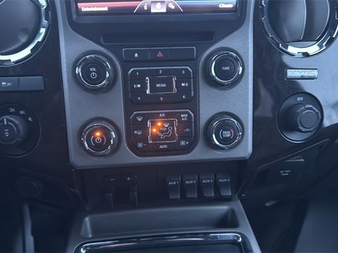 Used 2013 Ford F250 Platinum image 21